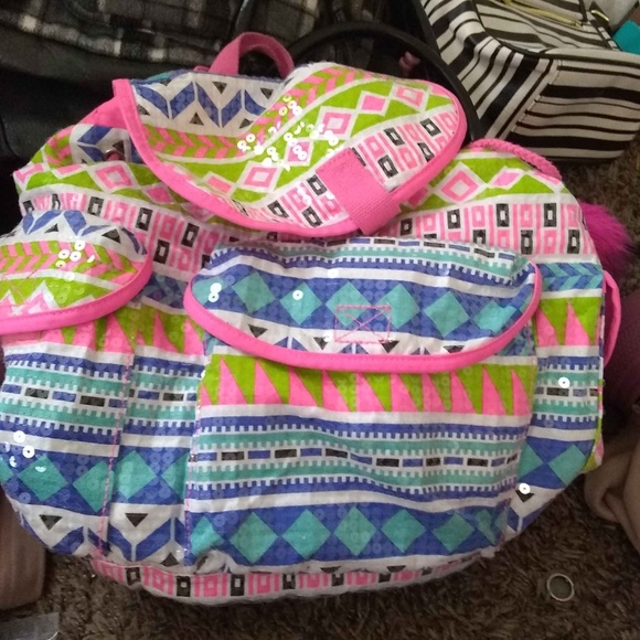 Name brand purses - Picture 4 of 4